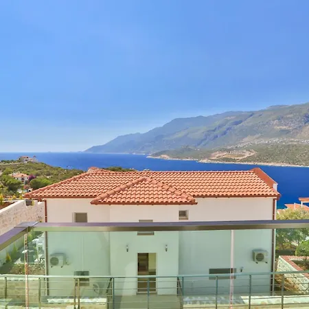 5 Ξενοδοχείο 4*